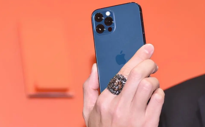 蓝山苹果手机维修分享iPhone12系列重启方法教程 
